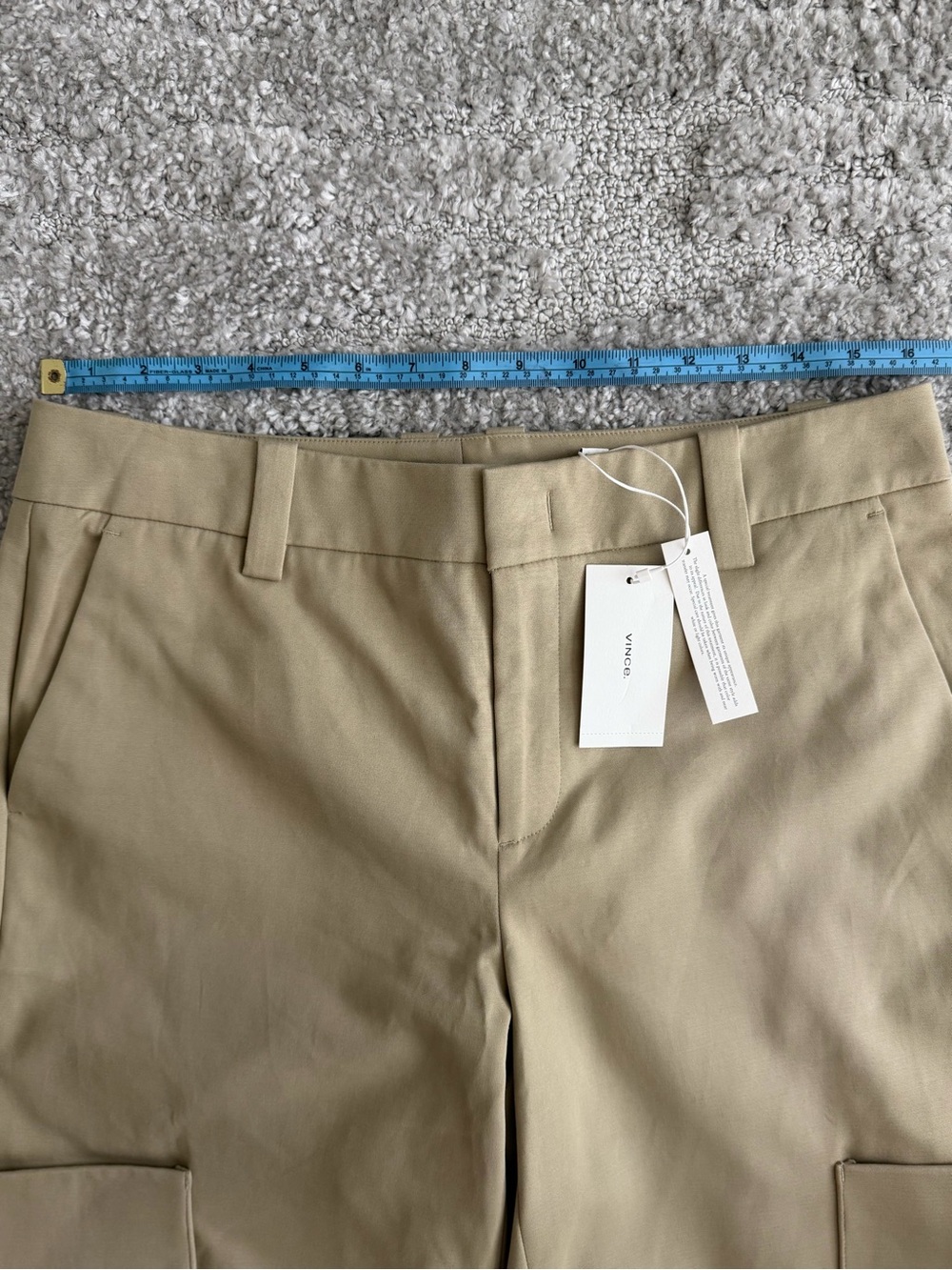 NWT Vince Size 10 Cropped Cargo Pants - Picture 6 of 8